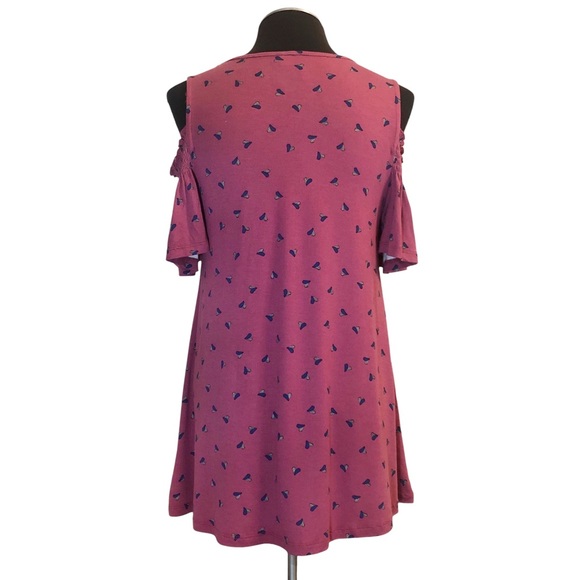 Elle - Heart Print Cold Shoulder Stretch Top - XS - Picture 6 of 10